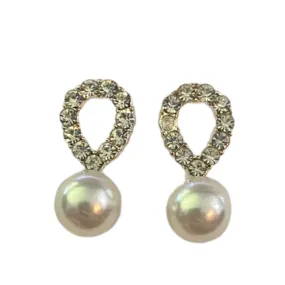 Diamond & Pearl Teardrop Stud Fashion Earrings