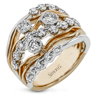 Fashion Ring In 18k Gold With Diamonds