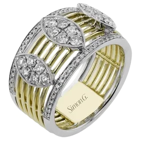 Fashion Ring In 18k Gold With Diamonds